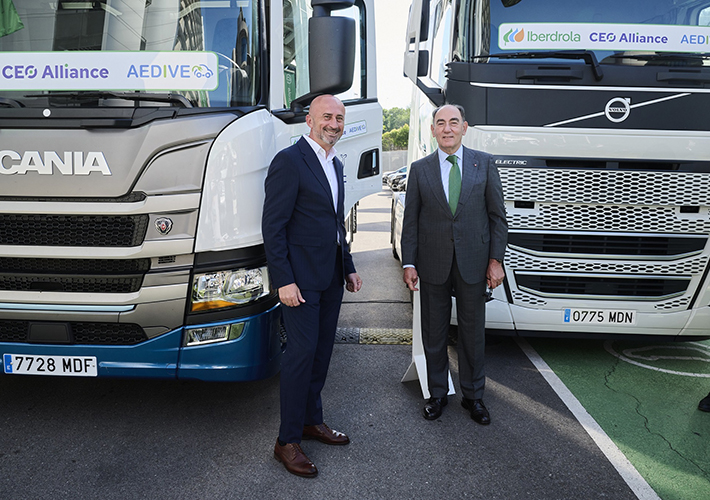 Foto Iberdrola y AEDIVE se alían para electrificar el transporte pesado de mercancías.